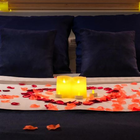 Villa Bono Jacuzzi & Spa Сен-Лоран-дю-Вар Екстериор снимка